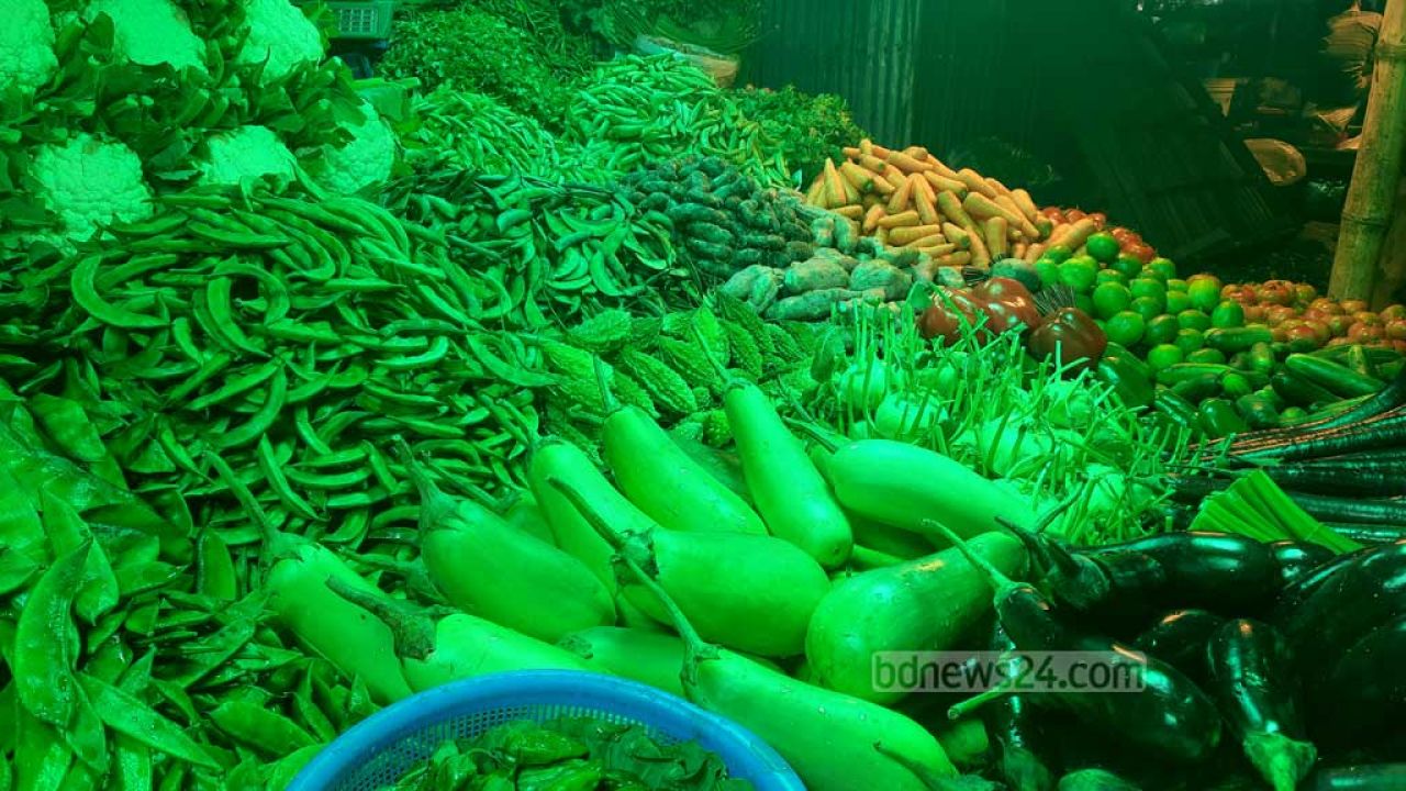 যোগান কমার ‘যুক্তিতে’ চড়ছে সবজির বাজার