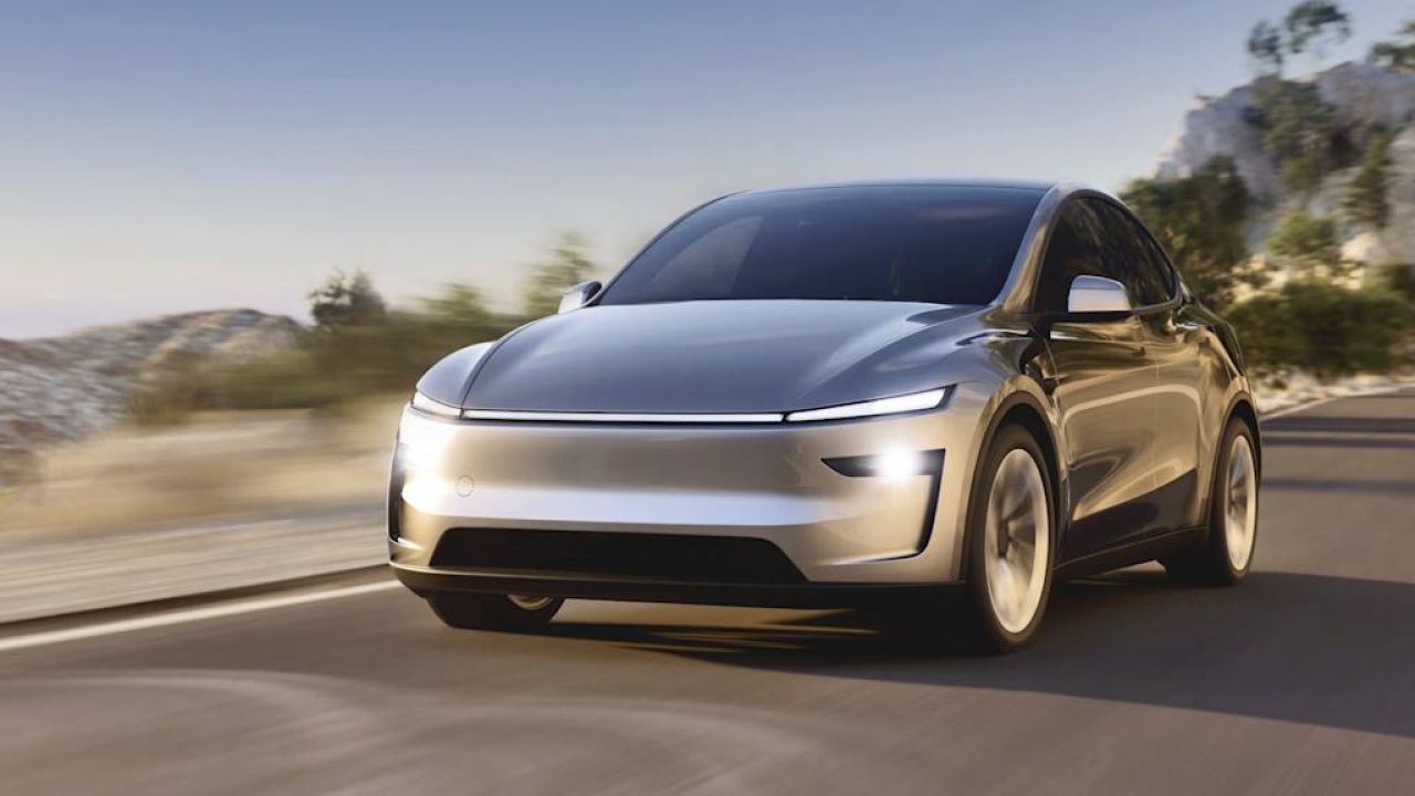 অস্টিনে টেসলার চালকবিহীন রোবোট্যাক্সি সেবা চালু