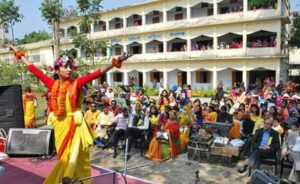 মইনউদ্দিন আদর্শ মহিলা কলেজে নবীন বরণ অনুষ্ঠান