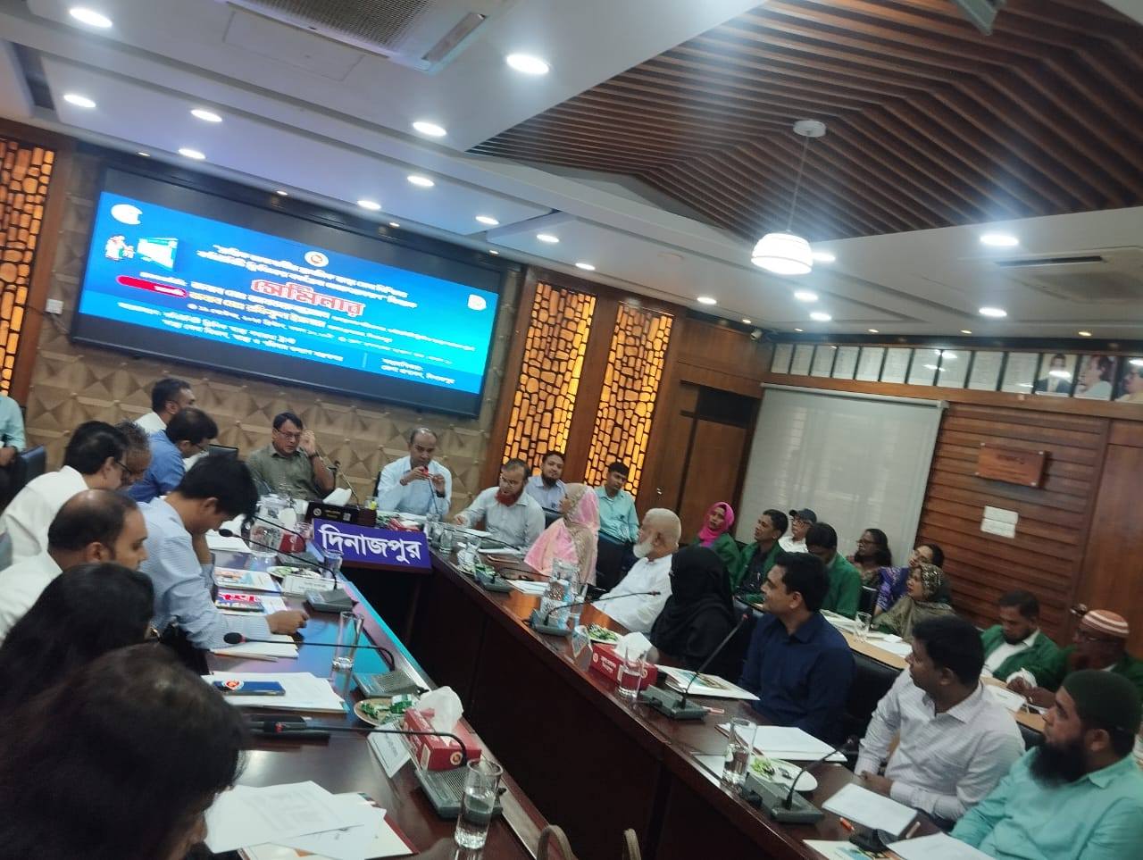 কমিউনিটি ক্লিনিক এর মানোন্নয়নে দিনাজপুরে সেমিনার