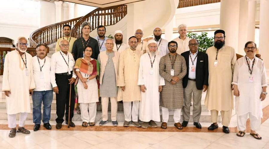নির্বাচন বানচালের সর্বোচ্চ চেষ্টা হতে পারে, সতর্ক করলেন প্রধান উপদেষ্টা